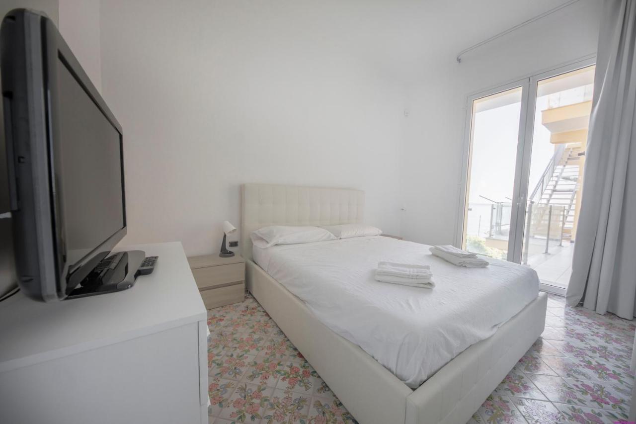 Appartamento 8 Pax In Villa Francesca Sicily Sul Mare Casteldaccia Buitenkant foto